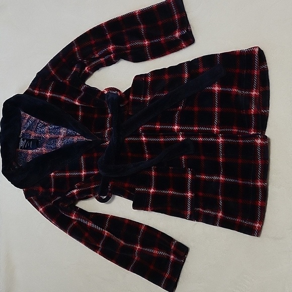 Tommy Hilfiger Other - Tommy Hilfiger Boy's Plaid Soft Bathrobe with Belt Size M (8/10)